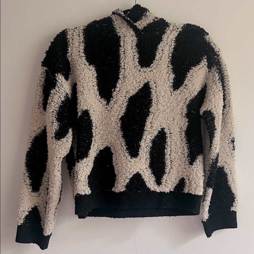 Sandy Liang Textured Black and Cream Sweater Hoodie